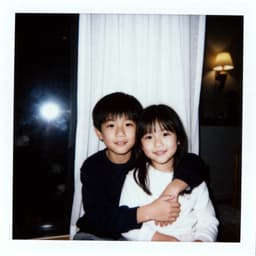 Polaroid Photos Imej Creation
