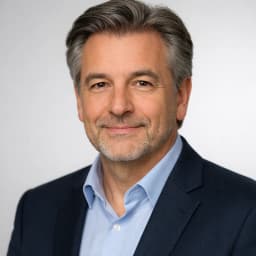 Hans Claesen - Narrator