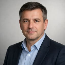 Max - Clear, Engaging and Professional