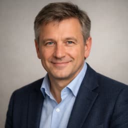 Sasha Travel - Energetic and Engaging