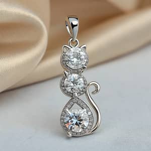 Artistic Cat-Shaped Diamond Pendant Jewelry