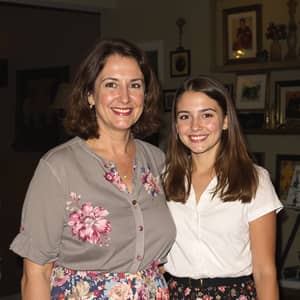 Jewish Mother and Daughter: A Beautiful Bond