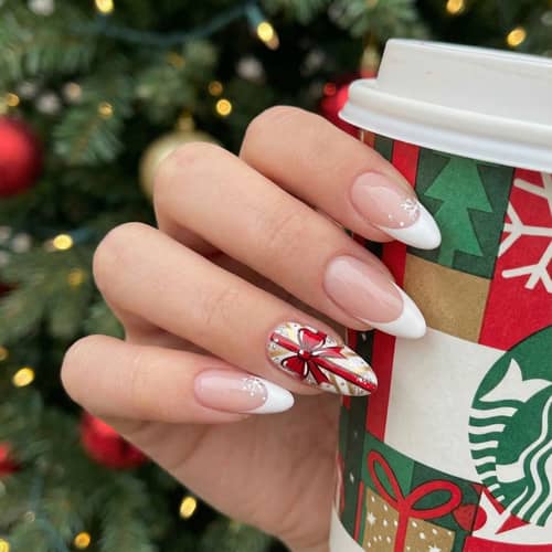 Elegant French Tip Nails for Christmas Elegant French Tip Nails for Christmas