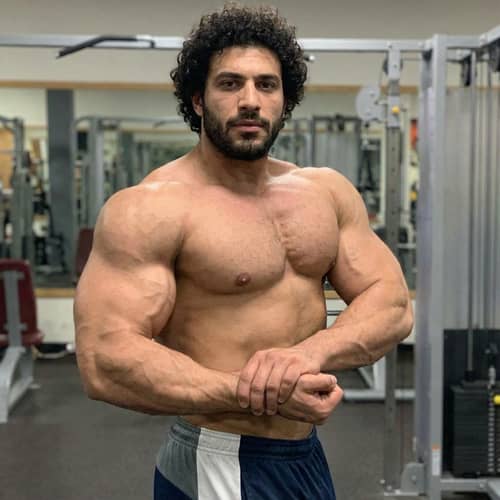 Unleash Your Shirtless Muscle Growth Unleash Your Shirtless Muscle Growth