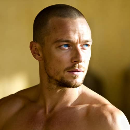 James McAvoy: Muscular 25-Year-Old Actor Profile James McAvoy: Muscular 25-Year-Old Actor Profile