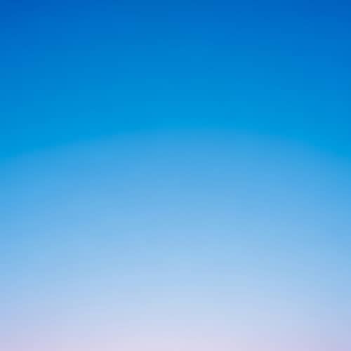 Stunning Blue Gradient Background for Serene Aesthetic