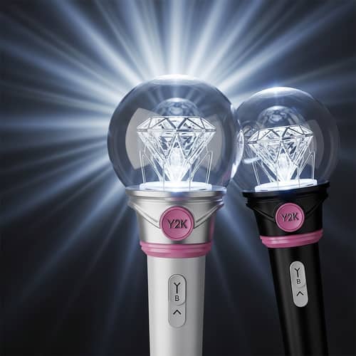 Kpop-Inspired Y2K Lightstick with Intricately Designed Diamond