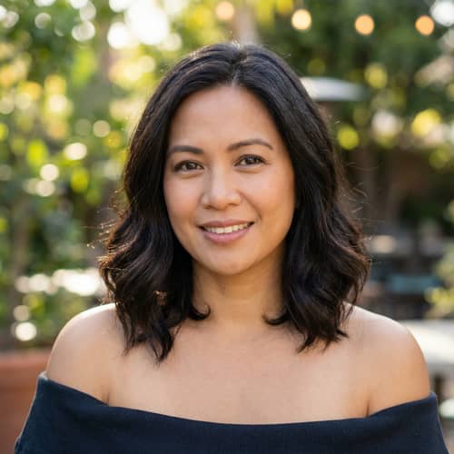 Beautiful Filipina Woman with a Gentle Smile Beautiful Filipina Woman with a Gentle Smile