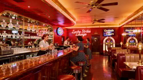 Luxury 1950s American Bar Panorama Luxury 1950s American Bar Panorama