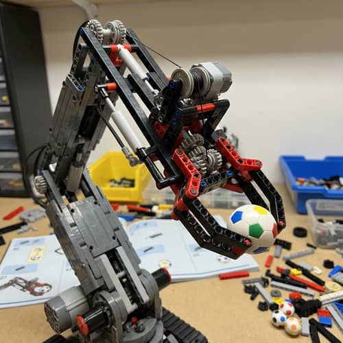 LEGO Robot Attachment to Catch and Lift Balls LEGO Robot Attachment to Catch and Lift Balls