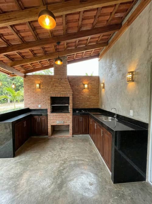 Rustic-Modern Outdoor Kitchen Design for Your Backyard Rustic-Modern Outdoor Kitchen Design for Your Backyard