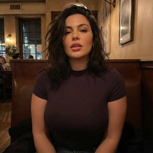 Hot Curvy Body: Embrace Your Stunning Figure Hot Curvy Body: Embrace Your Stunning Figure