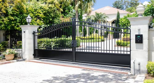 Stylish Modern Steel Driveway Gates