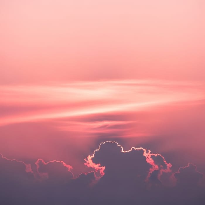 Soothing Pink Sky: A Heavenly Serene Masterpiece