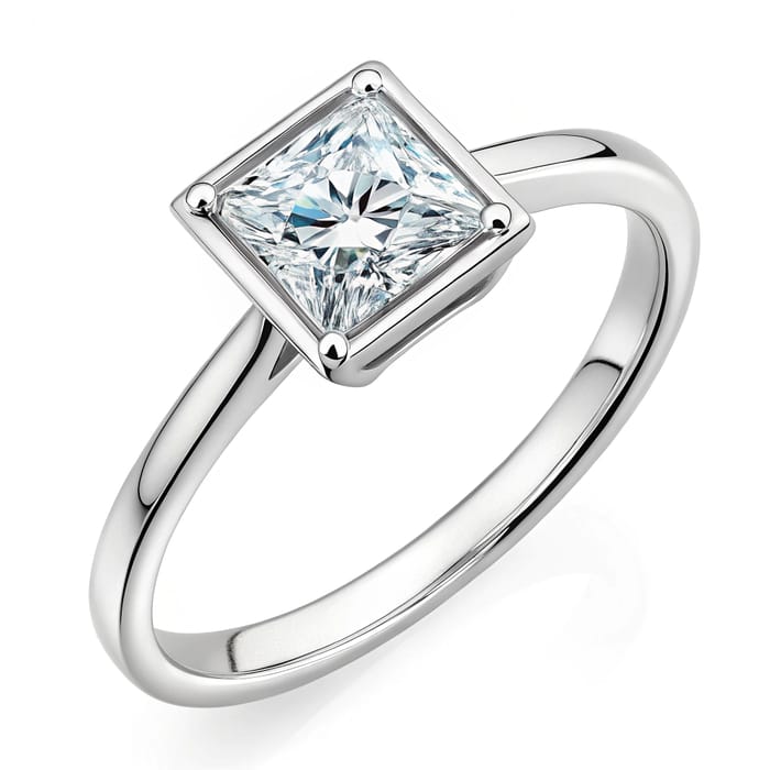 Elegant Square Shape Diamond Ring