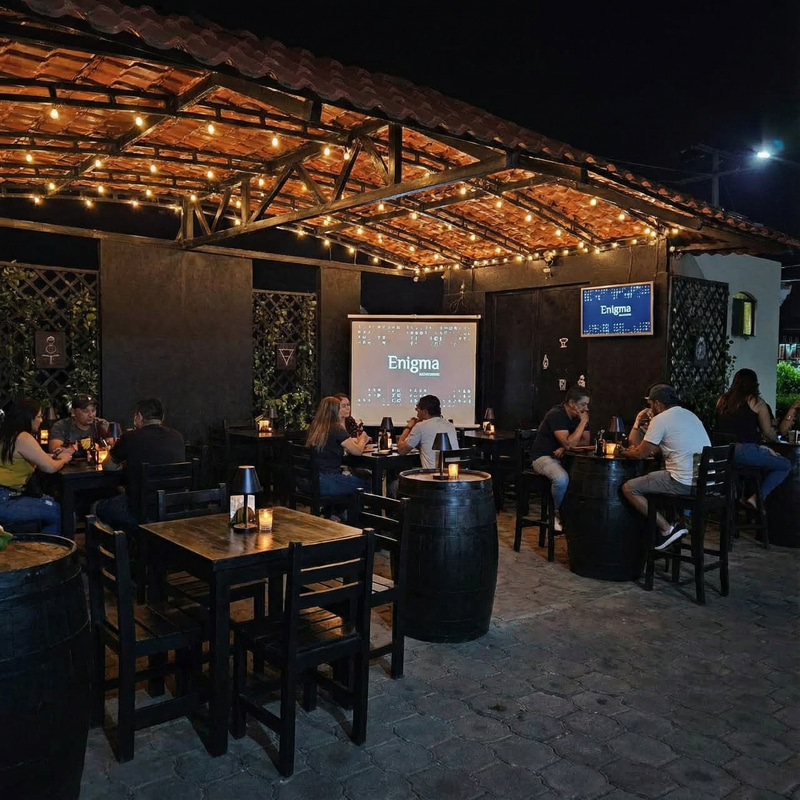 Enigma Bar: Sleek Black Design Inspiration Enigma Bar: Sleek Black Design Inspiration