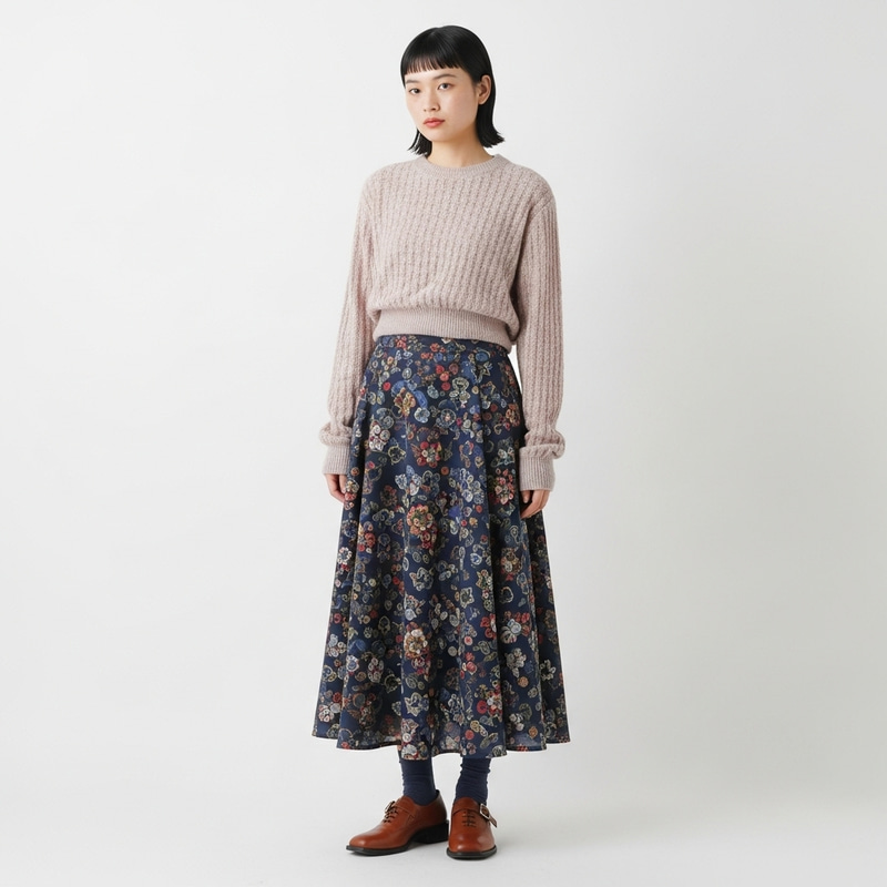 Stylish Woman Wearing Custom Outfit | Unique Fashion Style Stylish Woman Wearing Custom Outfit | Unique Fashion Style