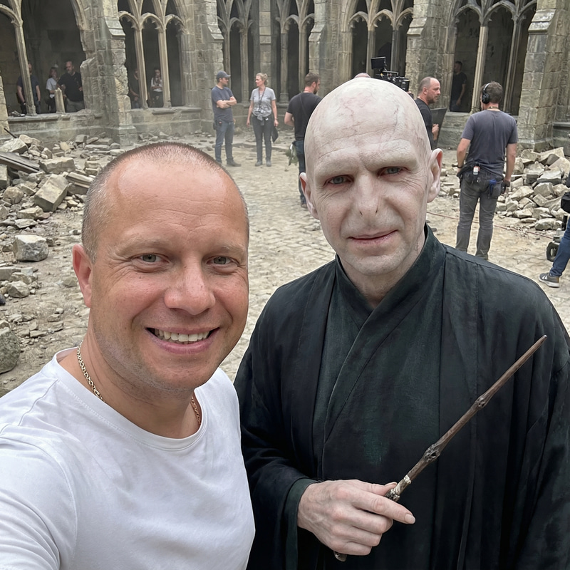 Epic selfie with Lord Voldemort on Hogwarts Set Epic selfie with Lord Voldemort on Hogwarts Set