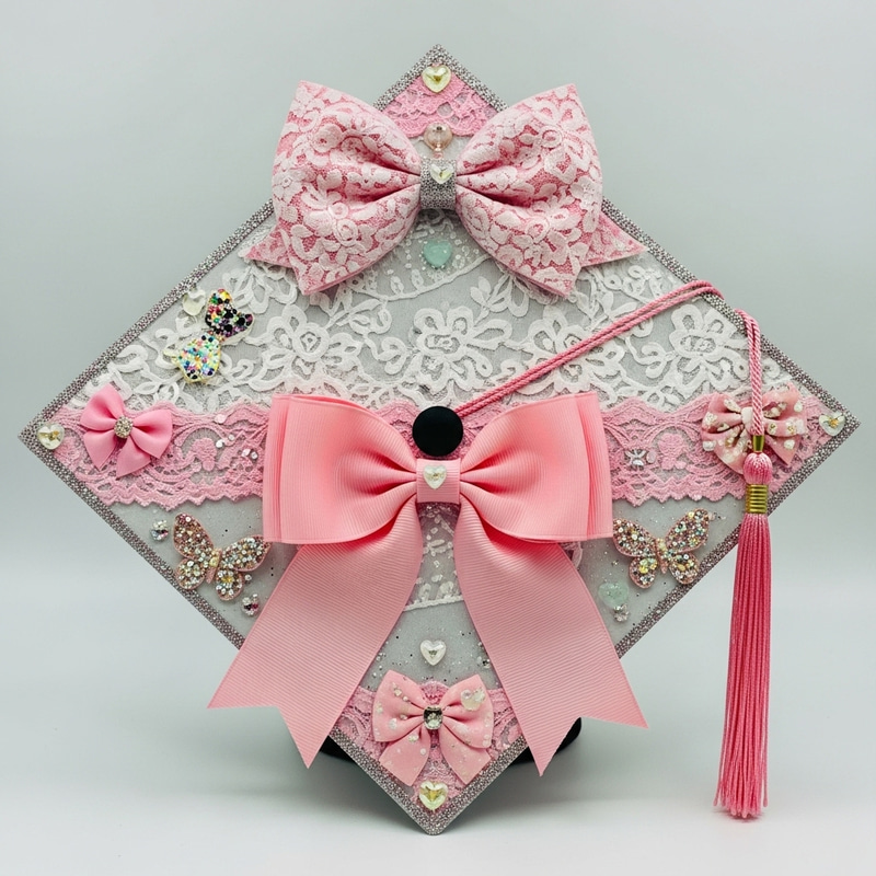 Girly Graduation Cap Decorated with Elegant Bow and Pastel Colors
