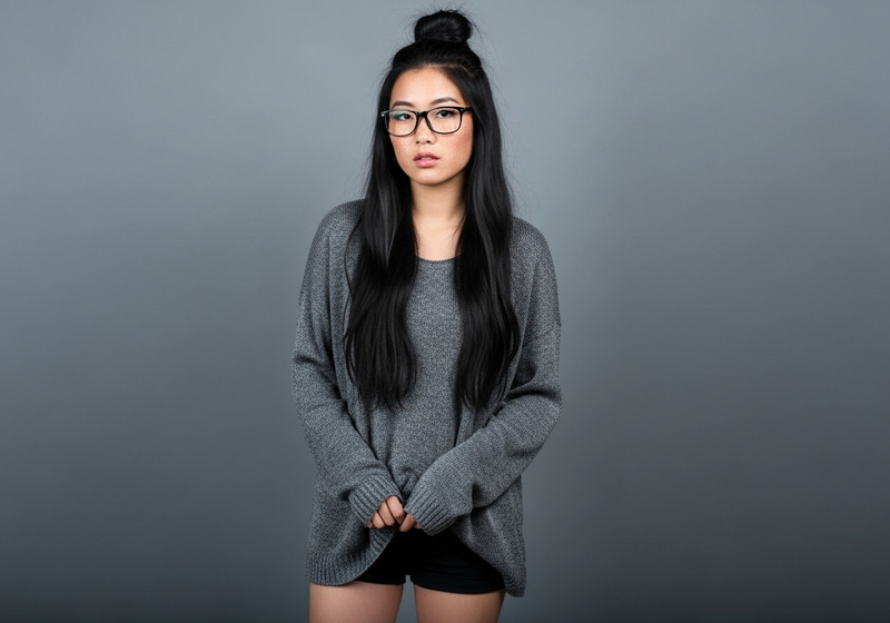 Trendy Teen Fashion: Oversized Sweaters & Shorts