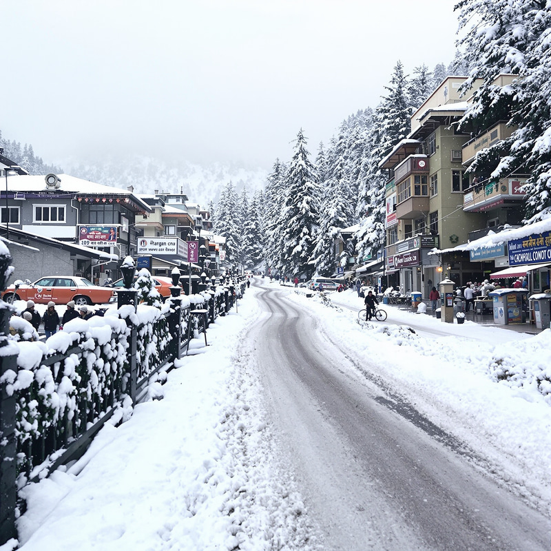 Experience the Beauty of Snow in Manali Experience the Beauty of Snow in Manali