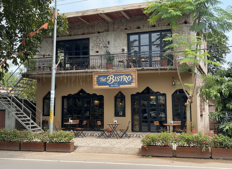 Charming Cafe Bistro Look Charming Cafe Bistro Look