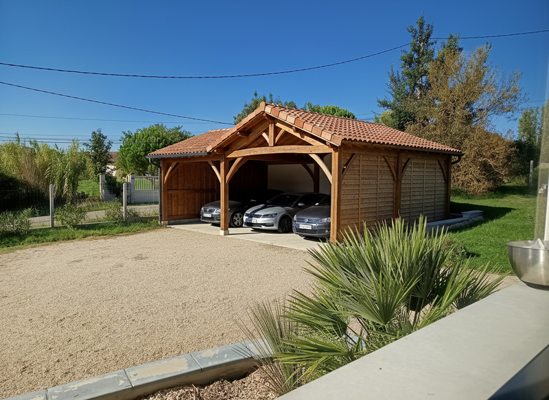Traditional Wood Carport for 2-3 Cars Traditional Wood Carport for 2-3 Cars